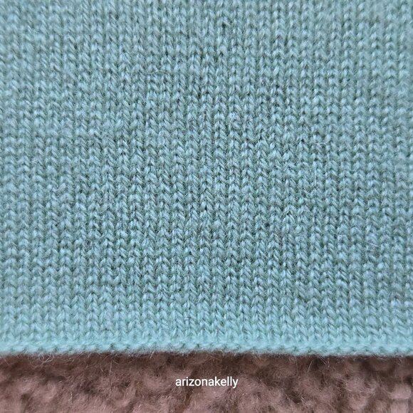 NWT Woolovers Cashmere Knit Scarf Sage Green - Picture 8 of 13